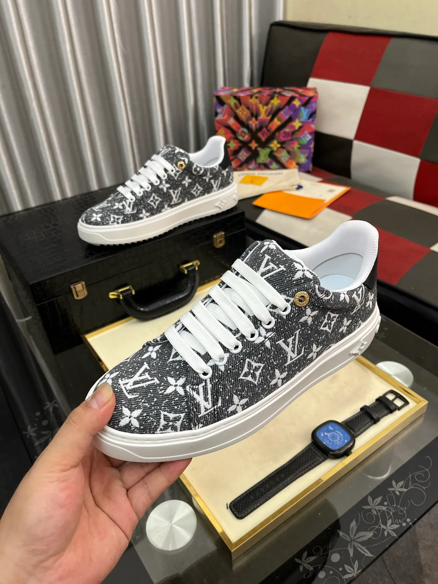 Men's shoes 💰540⌚️⌚️[Louis Vuitton LV] Dad shoes are popular casual sports shoes with outsole, breathable and comfortable, easy to walk, trendy men's versatile fly woven epoxy matching ➕leather lining➕Gucci's popular original outsole, sports and running style, super comfortable. Size 38-445️⃣Colors available